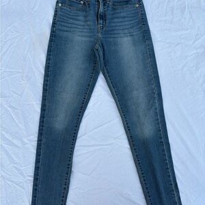 Levi's High Rise Blue Women’s Jeans - Size 27